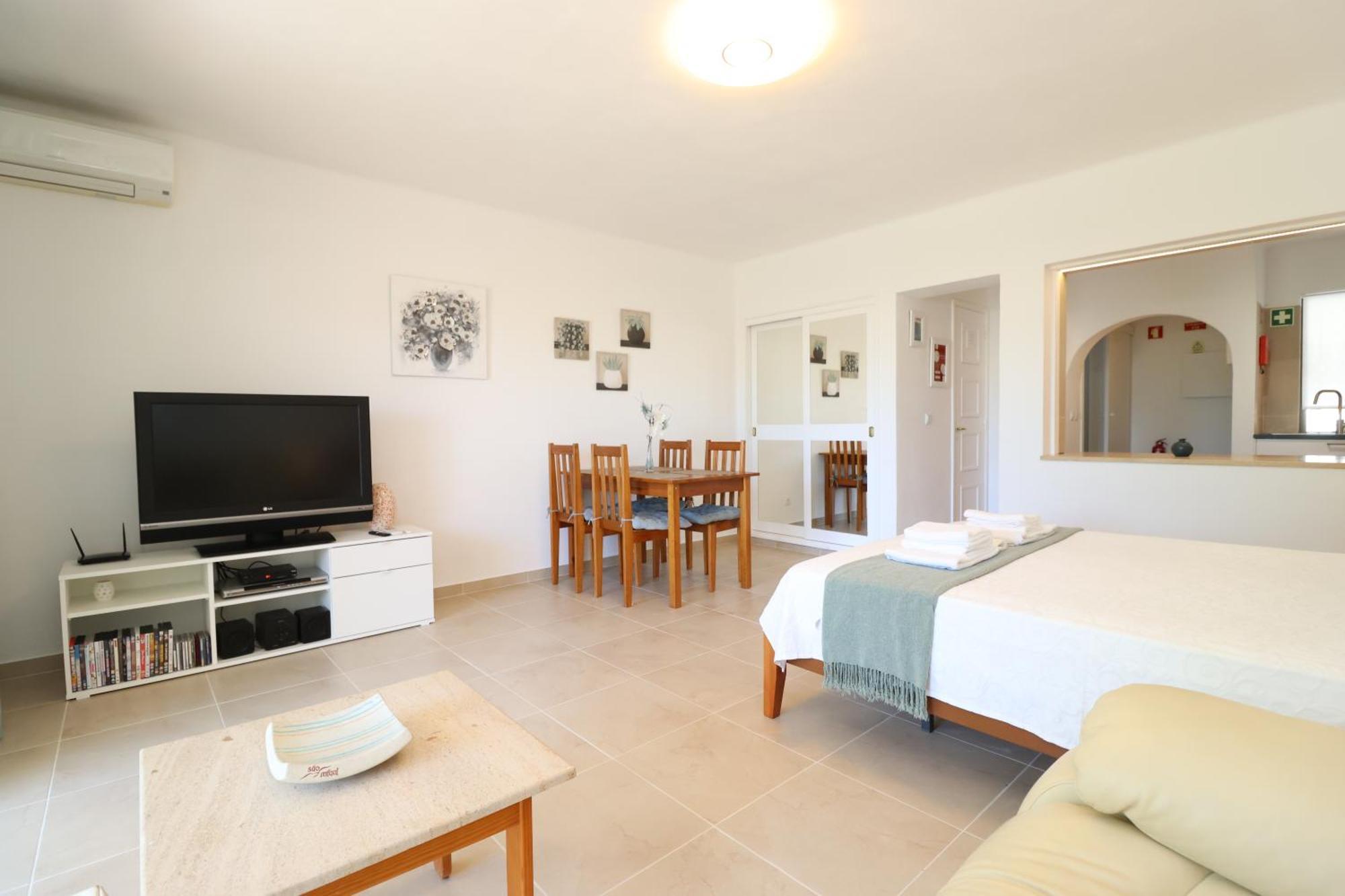 Camelia 52 Beach Studio Apartment - Sao Rafael, Albufeira Esterno foto